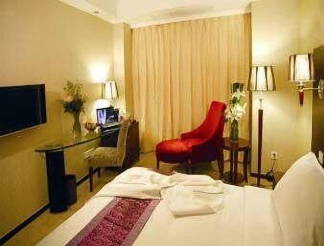 Ramada Shanghai Wujiaochang Exterior photo