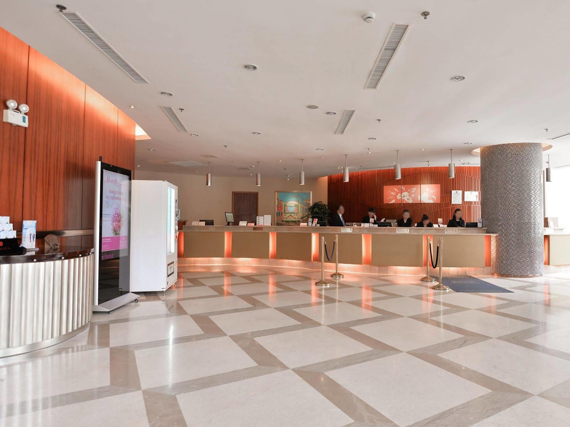 Ramada Shanghai Wujiaochang Exterior photo