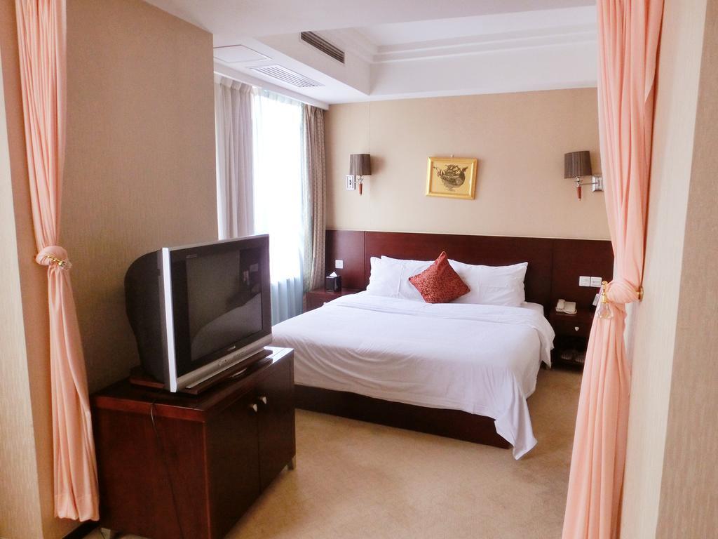 Ramada Shanghai Wujiaochang Room photo