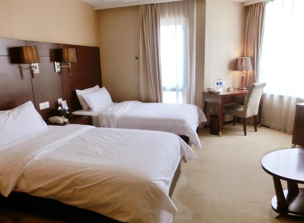 Ramada Shanghai Wujiaochang Room photo